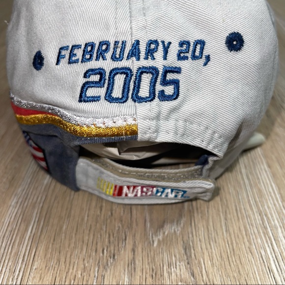 2005 47th Annual Daytona 500 Champion Hat Gatorade Victory Lane Edition. - Picture 7 of 12